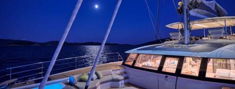 Fountaine Pajot Thíra  80 6
