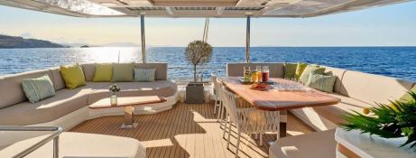 Fountaine Pajot Thíra  80 8