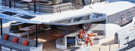 Fountaine Pajot Thíra  80 10