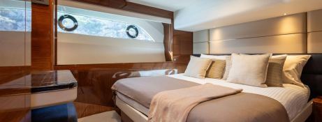 Princess Yachts Y 78 12