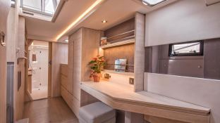 Robertson & Caines Leopard  45 8