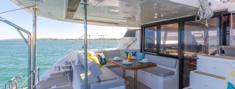 Robertson & Caines Leopard  42 3