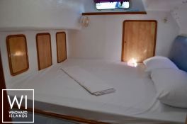 KINGFISH  Knysna Catamaran Knysna 440 Interior 9