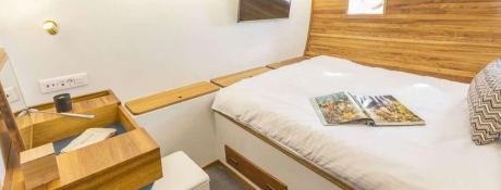 COSMOS  Turkish Gulet Gulet RSI 24M Interior 10