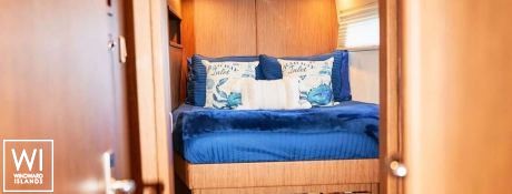 Second Star  Robertson & Caines Leopard  4800 Interior 15