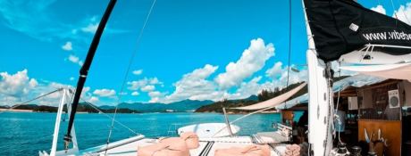 VIBE   Catamaran 24M Exterior 5