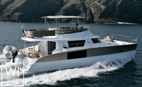 Cumberland 47 Fountaine Pajot Exterior 1