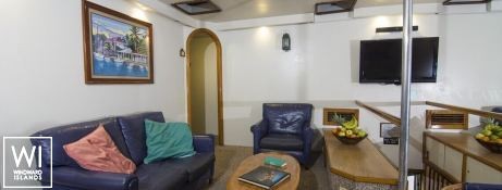 CUAN LAW   Trimaran 32M Interior 20