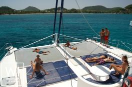 Poncin 82 Catana Catamaran Exterior 3