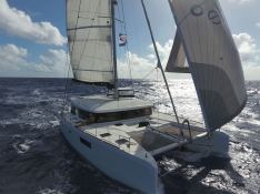 Lagoon 450 Lagoon Catamaran Exterior 2