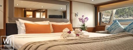 Sea Scape 2  Sunseeker Manhattan 60' Interior 12