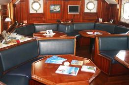 S.Y SEA PEARL   Schooner SCS 35M Interior 17
