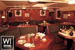 S.Y SEA PEARL   Schooner SCS 35M Interior 18