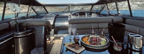 007  Sunseeker Predator 68' Interior 11