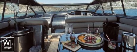 007  Sunseeker Predator 68' Interior 11