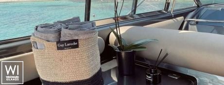 007  Sunseeker Predator 68' Interior 16