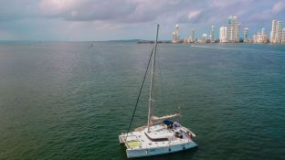 Chicote  Lagoon Catamaran Lagoon 440 Exterior 3