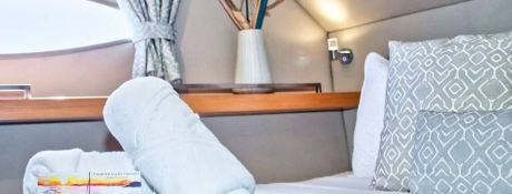 ODYSSEA  (ex SLIVOCHKA) Fountaine Pajot Sanya 57 Interior 14