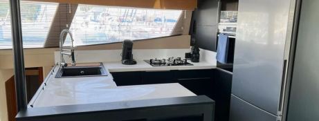ZEN  Fountaine Pajot Sanya 57 Interior 17