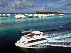 OVER REEF   Catamaran 54' Exterior 2