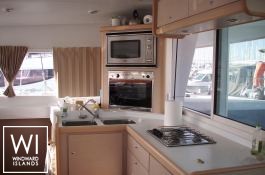 Lagoon 400 Lagoon Catamaran Interior 9