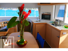 Lagoon 400 Lagoon Catamaran Interior 10