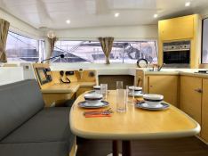 XEM3  Lagoon Catamaran Lagoon 400 Interior 5