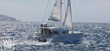 Lagoon 400 Lagoon Catamaran Exterior 4