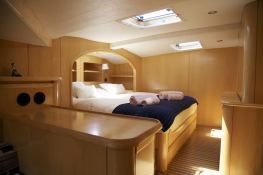 Sagaponack  Privilege Catamaran  Privilege  585 Interior 3