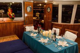 Douce France  Alu Marine Catamaran 42M Interior 17