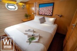 Douce France  Alu Marine Catamaran 42M Interior 10