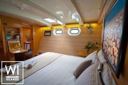 Douce France  Alu Marine Catamaran 42M Interior 11