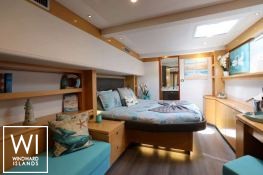 LIR  Fountaine Pajot Victoria 67' Interior 18