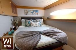 LIR  Fountaine Pajot Victoria 67' Interior 16