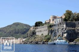 LIR  Fountaine Pajot Victoria 67' Exterior 2