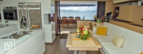 Nenne  Fountaine Pajot Victoria 67' Interior 12