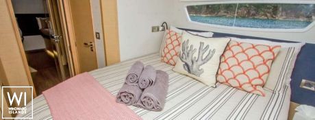 Nenne  Fountaine Pajot Victoria 67' Interior 14