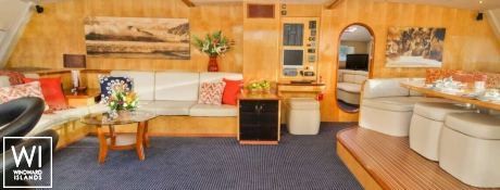 Zingara  Matrix Catamaran Silhouette 76' Interior 10