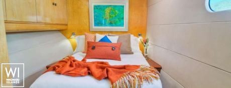 Zingara  Matrix Catamaran Silhouette 76' Interior 14