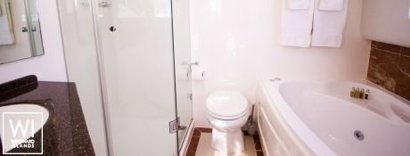 Kings Ransom  Matrix Catamaran Silhouette 76' Interior 19