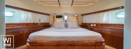 Simply Brilliant  Ferretti Yacht 680 Interior 17