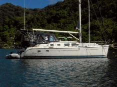 Hunter 41DS Hunter Yachts Exterior 2
