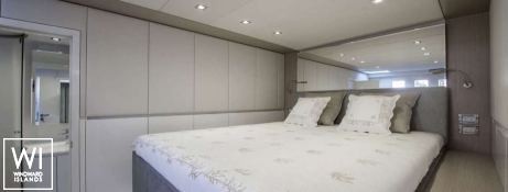 MOONDANCE (ex SKYLARK) Sunreef Yachts Power 70' Interior 1