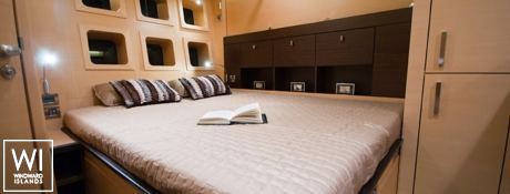 Ipharra  Sunreef Yachts Sail 102' Interior 1