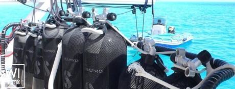 AQUA TIKI II  Fountaine Pajot Eleuthera 60 Exterior 2