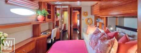 WORLD'S END  Fountaine Pajot Galathea 65 Interior 10