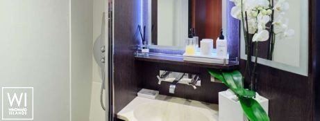 WORLD'S END  Fountaine Pajot Galathea 65 Interior 17