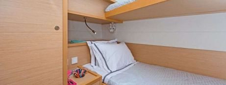 Meliti  Lagoon Catamaran Lagoon 560 Interior 1