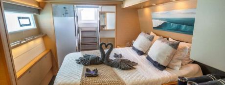 BLUEWINDS (ex Playtime) Lagoon Catamaran Lagoon 560 Interior 13