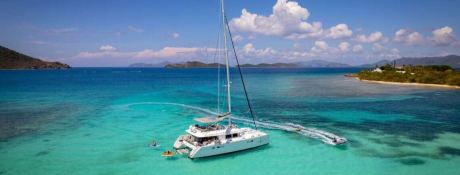 BLUEWINDS (ex Playtime) Lagoon Catamaran Lagoon 560 Exterior 1